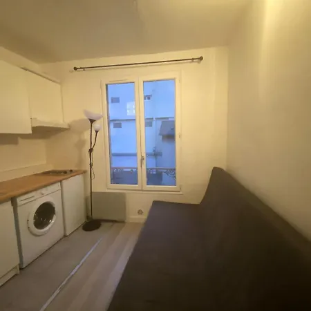 Oberkampf Centre Apartment *